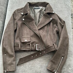 Talula Faux Suede Cropped Jacket in Grey (Sm)